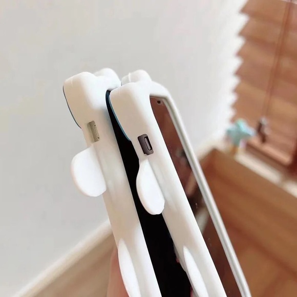 A lot of me cinnamoroll iPhone case 🤍 - Picture 4 of 6